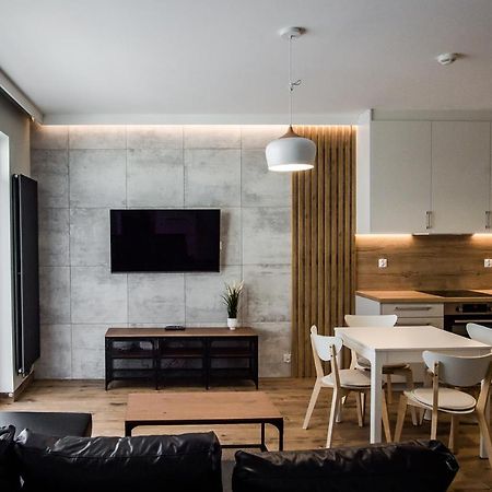 Shipyard Gdansk Apartment - Free Private Parking Buitenkant foto
